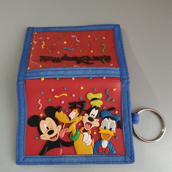 Walt Disney Wallet/keyholder - Picture 1 of 5